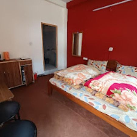 Renu Paradise , Ayodhya Hotel Bagian luar foto