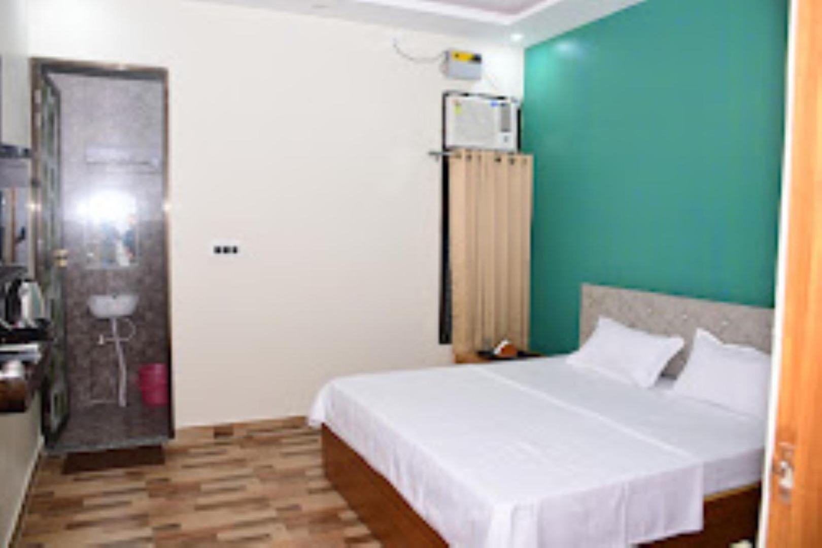 Renu Paradise , Ayodhya Hotel Bagian luar foto